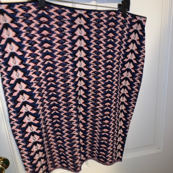 Rachel Roy Patterned Sweater Skirt Sz 3X - Picture 4 of 7